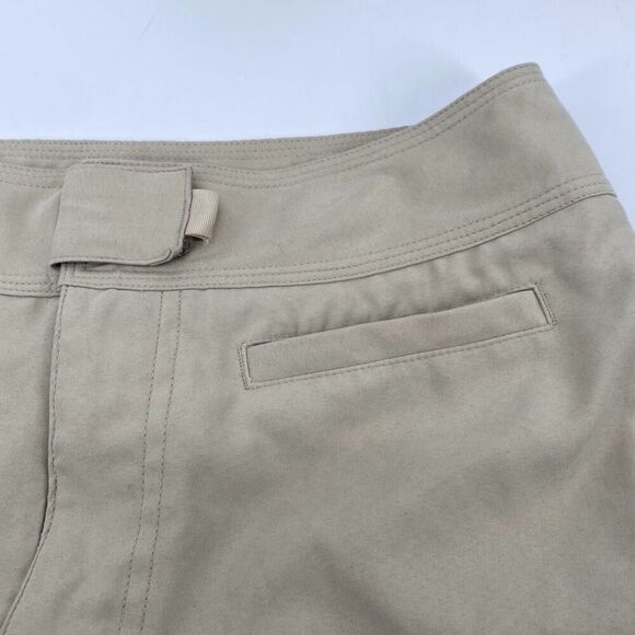 Patagonia Womens Walking Hiking shorts Pockets Logo Tan Size 2 - Picture 3 of 12